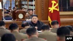 朝鮮領導人金正恩12月22日出席朝鮮勞動黨第七次中央軍事委員會第三次擴大會議。