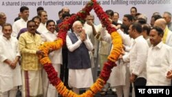 ইন্ডিয়া বনাম ভারত: বিরোধী জোটের বৈঠকের দিন প্রধানমন্ত্রী মোদীর মুখে এনডিএ জোটের কথা
