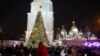Різдвяна ялинка на Софійській площі в Києві 6 грудня 2023 року