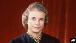 Foto nga arkivi e ish-gjykatëses Sandra Day O'Connor, 1981. (Foto: AP)