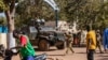 Au moins 46 localités burkinabè étaient assiégées par les jihadistes en juillet, selon Amnesty