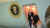 Biden attendu à Hawaï après les critiques sur la gestion des incendies dévastateurs