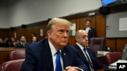 前總統特朗普2024年4月22日在紐約出席封口費一案的審判。