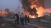 Le feu a été circonscrit et maîtrisé lundi après-midi, mais de la fumée continue de s'échapper du site du sinistre et les pompiers sont toujours à pied d’œuvre mardi matin.