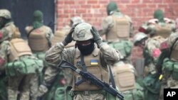 Ukrainian soldiers