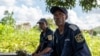 Fin avril, plus de la moitié des 115 policiers censés occuper la base de Kamanyola l'avaient désertée.