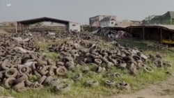 Au Nigeria, les pneus usagés transformés en pavés durables