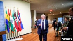 Низка країн наголошують на створенні так званого «гібридного трибуналу» щодо злочину агресії, проте Україна намагається переконати їх у тому, що єдиний правильний механізм - це спеціальний міжнародний трибунал 