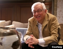位於台北的全球百大文物收藏家之一、半導體大廠聯電(UMC)的前榮譽董事長曹興誠。