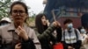“清零政策”給中國沉重打擊未完全復甦 大學畢業生謀職難擠爆寺廟祈福
