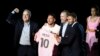 Lionel Messi présenté par l'Inter Miami dans l'euphorie... et sous la pluie
