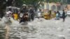 পশ্চিমবঙ্গের আলিপুর আবহাওয়া দফতর তাদের আবহাওয়া রিপোর্টে জানিয়েছে, ৫ তারিখ পর্যন্ত পশ্চিমবঙ্গে মুষলধারে বৃষ্টি হবে।