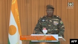 Le régime militaire du général Tiani a décidé notamment que la capitale Niamey serait désormais dirigée par un colonel de l’armée.