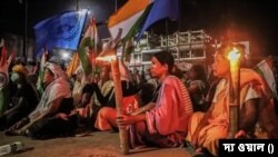 মণিপুরে দুই মহিলাকে বিবস্ত্র করে হাঁটানো ও গণধর্ষণে গ্রেফতার চার, জড়িত সকলকে গ্রেফতার ও কড়া শাস্তির আশ্বাস মুখ্যমন্ত্রীর