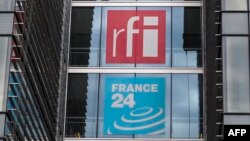 France Médias Monde a annoncé mercredi avoir été notifiée par les autorités maliennes de leur "décision définitive de suspension" de RFI et France 24.