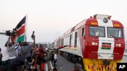 肯尼亞一條由中國援建的貨運鐵路通車（2017年5月30日）