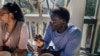 Le chef Serigne Mbaye à la Nouvelle Orléans, le 23 mars 2022. (VOA/Nastasia Peteuil)