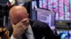 Une semaine de naufrage et de convulsions des Bourses mondiales