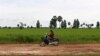 សង្គម​ស៊ីវិល​ទាមទារ​ឱ្យ​ផ្តល់​បណ្ណ​កម្មសិទ្ធិ​ដីធ្លី​ដល់​ពលរដ្ឋ ​ដែល​ជាប់​បំណុល​ចាក់​ស្រេះ