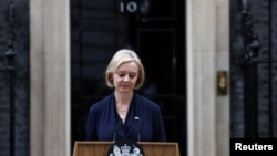 資料照片：特拉斯2022年10月20日宣布辭去英國首相職務。（路透社照片）