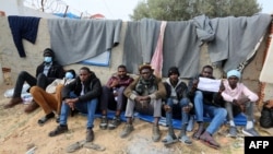 Selon des statistiques, les garde-côtes tunisiens ont intercepté 25.657 migrants qui tentaient la traversée de la Méditerranée en 2021.