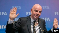 Le président de la FIFA, Gianni Infantino, lors d'une conférence de presse à Kigali, Rwanda le 26 octobre 2018. 