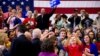 លោក​ស្រី​ Clinton និង​លោក​ Sanders ប្រឈម​មុខ​គ្នា​ក្នុង​ការ​ប្រកួត​ប្រជែង​ពីររបស់​គណបក្ស