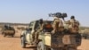 Des militaires maliens en patrouille mixte avec des membres des Gatia et MSA autour de Ménaka, le 19 avril 2017