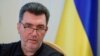 Секретар Ради нацбезпеки і оборони України Олексій Данілов заперечив, що уся Мар'їнка під контролем росіян. 