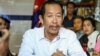 ​មេ​ដឹកនាំ​សហជីព​លោក ​រ៉ុង ឈុន​​ ប្រកាស​ចូលរួម​​ជាមួយ​គណបក្ស​ភ្លើងទៀន​មុន​ការ​បោះឆ្នោត​ជាតិ​ឆ្នាំ​២០២៣​​​​​​​​​​​