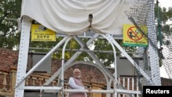 India's Prime Minister Narendra Modi visits the site of a suspension bridge collapse in Morbi town in the western state of Gujarat, India, November 1, 2022.