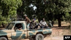 ​​​​​​​Le gouvernement de Gambie a inculpé vendredi huit soldats pour trahison en lien avec une tentative de coup d'Etat présumée en décembre