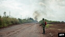 Un soldat congolais près de Kibumba, au Nord-Kivu, en RDC, le 25 mai 2022.