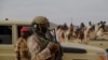 Au moins dix-sept soldats ont été tués lors d'une embuscade tendue le 10 février par un "groupe d'hommes armés terroristes", dans l'ouest du Niger, à la frontière avec le Mali,