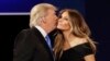 A trois semaines de l'élection, Donald Trump en retard sur Hillary Clinton