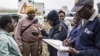 Le labeur et la peur des domestiques sans-papiers en Afrique du Sud