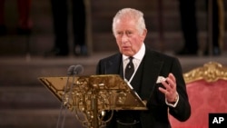ព្រះមហាក្សត្រ​ Charles ទី ៣ មាន​ព្រះរាជបន្ទូល​នៅ​សាល Westminster ក្នុង​ទីក្រុ​ងឡុងដ៍ ចក្រភព​អង់គ្លេស ថ្ងៃទី ១២ ខែកញ្ញា ឆ្នាំ២០២២។ 