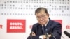 Perdana Menteri Jepang Shigeru Ishiba berbicara kepada awak media di markas Partai Demokrat Liberal di Tokyo, pada 27 Oktober 2024. (Foto: Takashi Aoyama/Pool via Reuters)