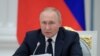 Poutine: la Russie n'a "pas encore commencé les choses sérieuses" en Ukraine