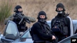 Поліція Німеччини. Фото: AP/Michael Probst 
