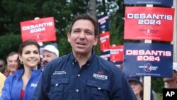 角逐美國共和黨總統候選人提名的佛羅里達州長羅恩·德桑蒂斯（Ron DeSantis）（美聯社資料照）