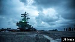 在南中國海執行例行任務的美國海軍羅納德.裡根號航空母艦。（2021年6月14日）