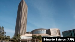 Vue du bâtiment de l'Union africaine alors que l'organisation se prépare à accueillir son 35e sommet ordinaire, dans la ville d'Addis-Abeba, en Éthiopie, le 1er février 2022.