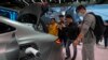 中国电动汽车2024年销量激增，外国汽车厂商努力转移市场