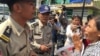 សាច់ញាតិ​​សកម្មជន​បរិស្ថាន​ស្វែងរក​អន្តរាគមន៍​ពី​លោក​ហ៊ុន សែន​តែ​ត្រូវ​រង​ការ​ស្តី​បន្ទោស​