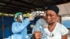 Ebola: le redoutable défi des sages-femmes de campagne en Sierra Leone