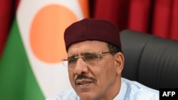 Rais wa Niger aliyeondolewa mamlakani na jeshi Mohamed Bazoum.