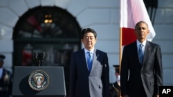 4月28日安倍訪美﹐奧巴馬白宮南草坪迎接。