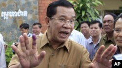 លោក ​នាយក​រដ្ឋមន្ត្រី​ហ៊ុន​ សែន​