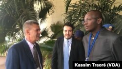 Les directeurs généraux des pays du G5 Sahel en réunion à Bamako, Mali, le 7 décembre 2017. (VOA/Kassim Traoré)